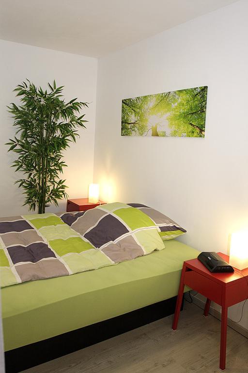 Business + Life Apartment Ferienwohnung Ransbach-Baumbach Esterno foto